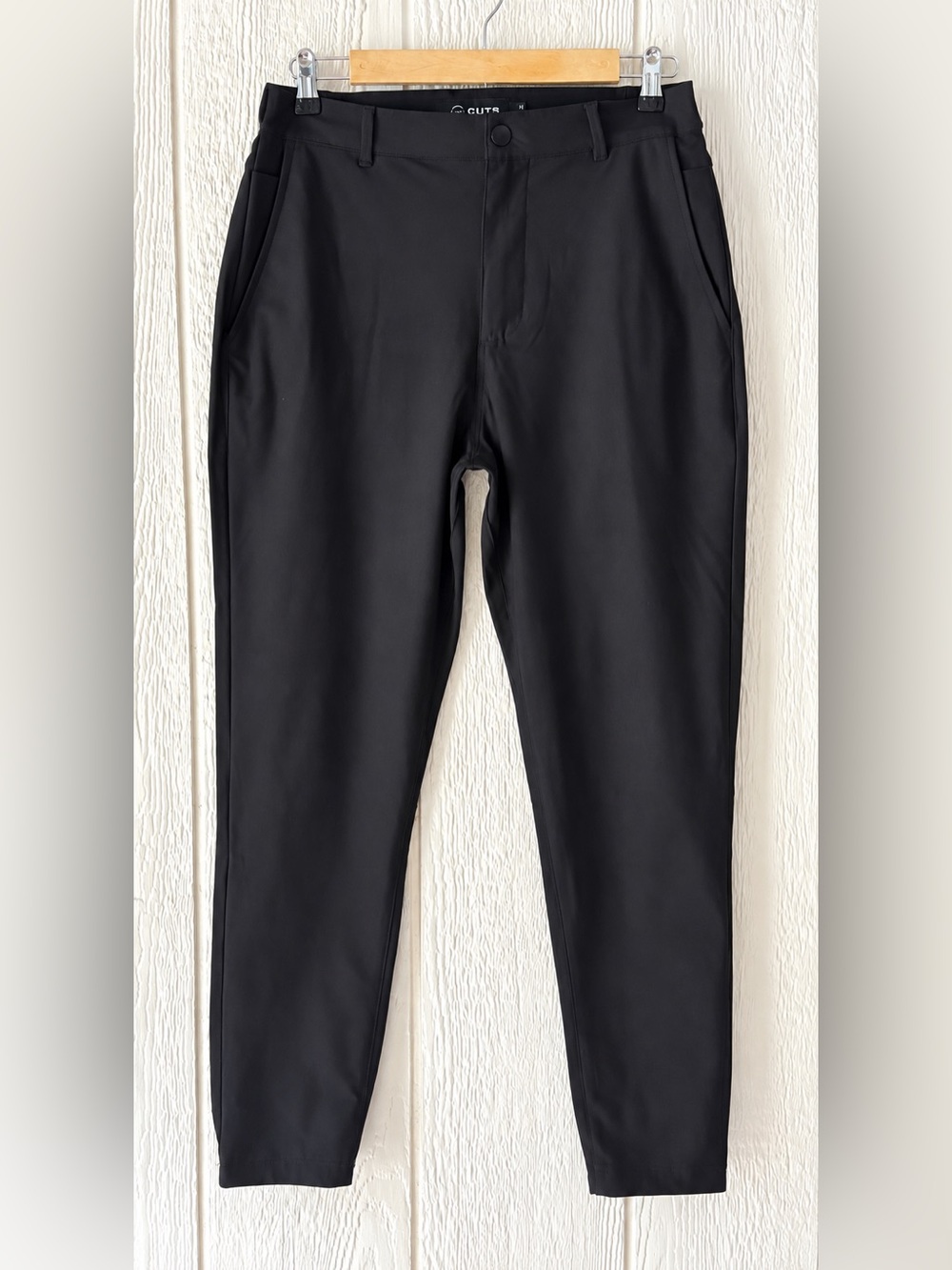 CUTS Black Slim Tapered Commuter Jogger Pants Medium